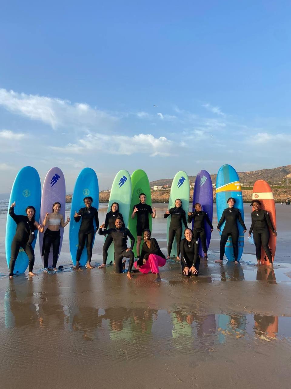 Tayyurt Surf Camp Tamraght Aourir Vandrarhem Imi Mikki Exteriör bild